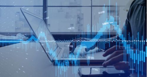 財務(wù)轉(zhuǎn)型與技術(shù)升級 雙輪驅(qū)動企業(yè)未來服務(wù)新范式